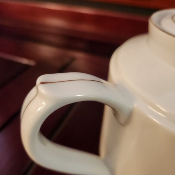 Rare Find Vintage Hand Painted Ceramic Teapot Countryside Theme Farmhouse - Picture 5 of 13